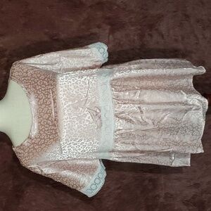 Love It Pink Leopard Lace Top